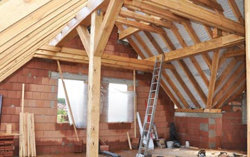 Kettlebaston attic trusses